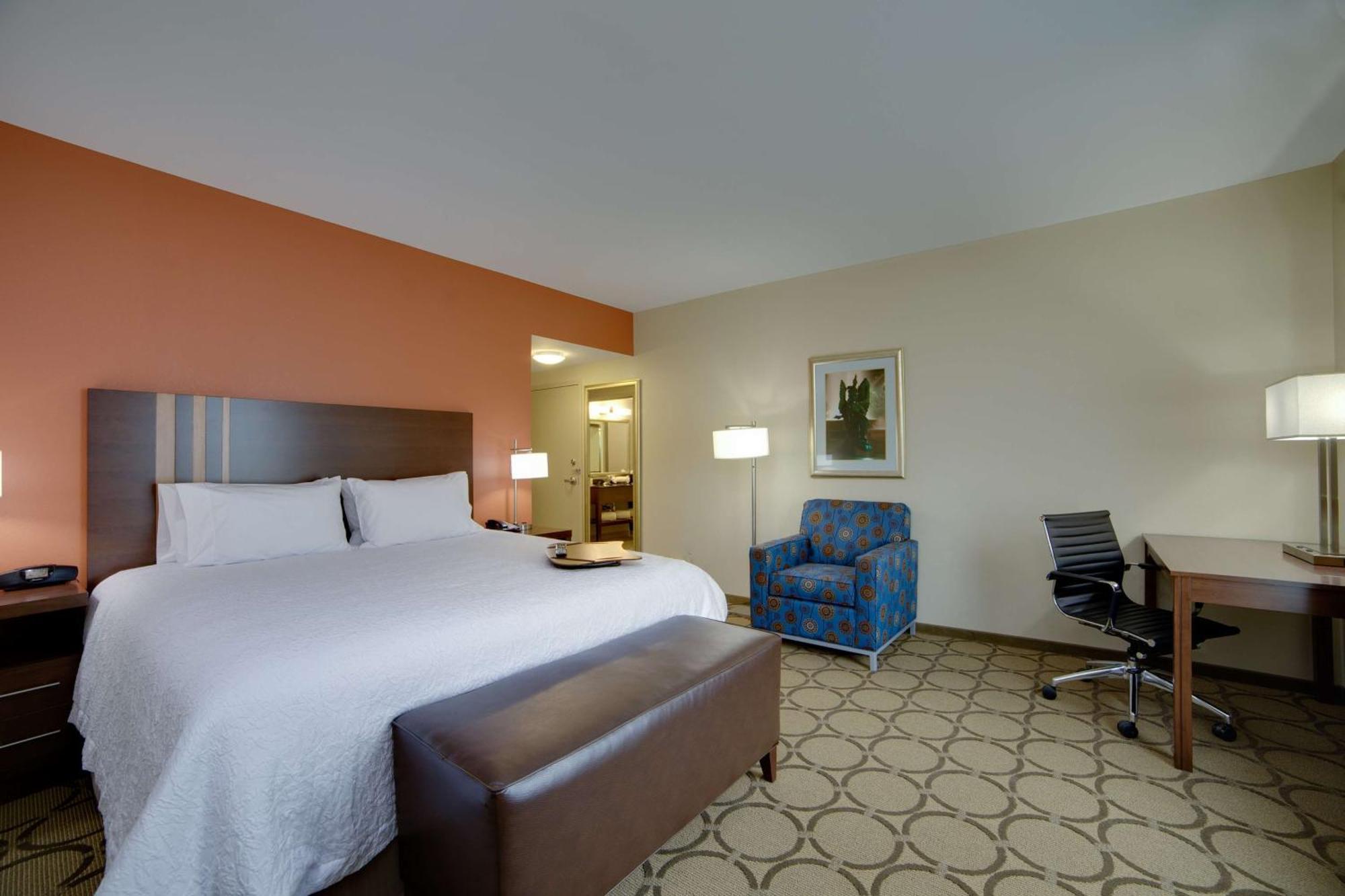 Hampton Inn&Suites Philadelphia/Bensalem Extérieur photo