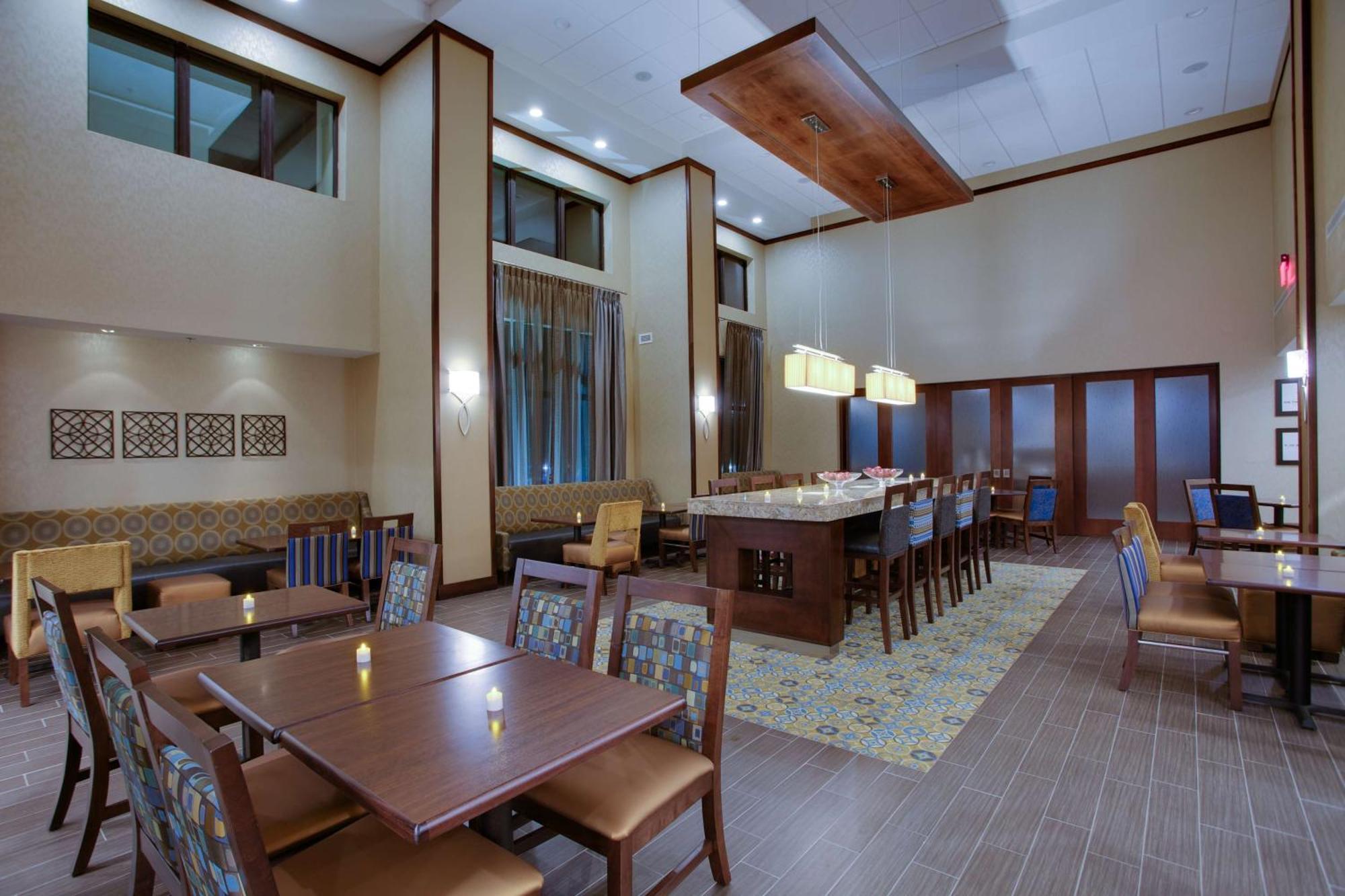Hampton Inn&Suites Philadelphia/Bensalem Extérieur photo
