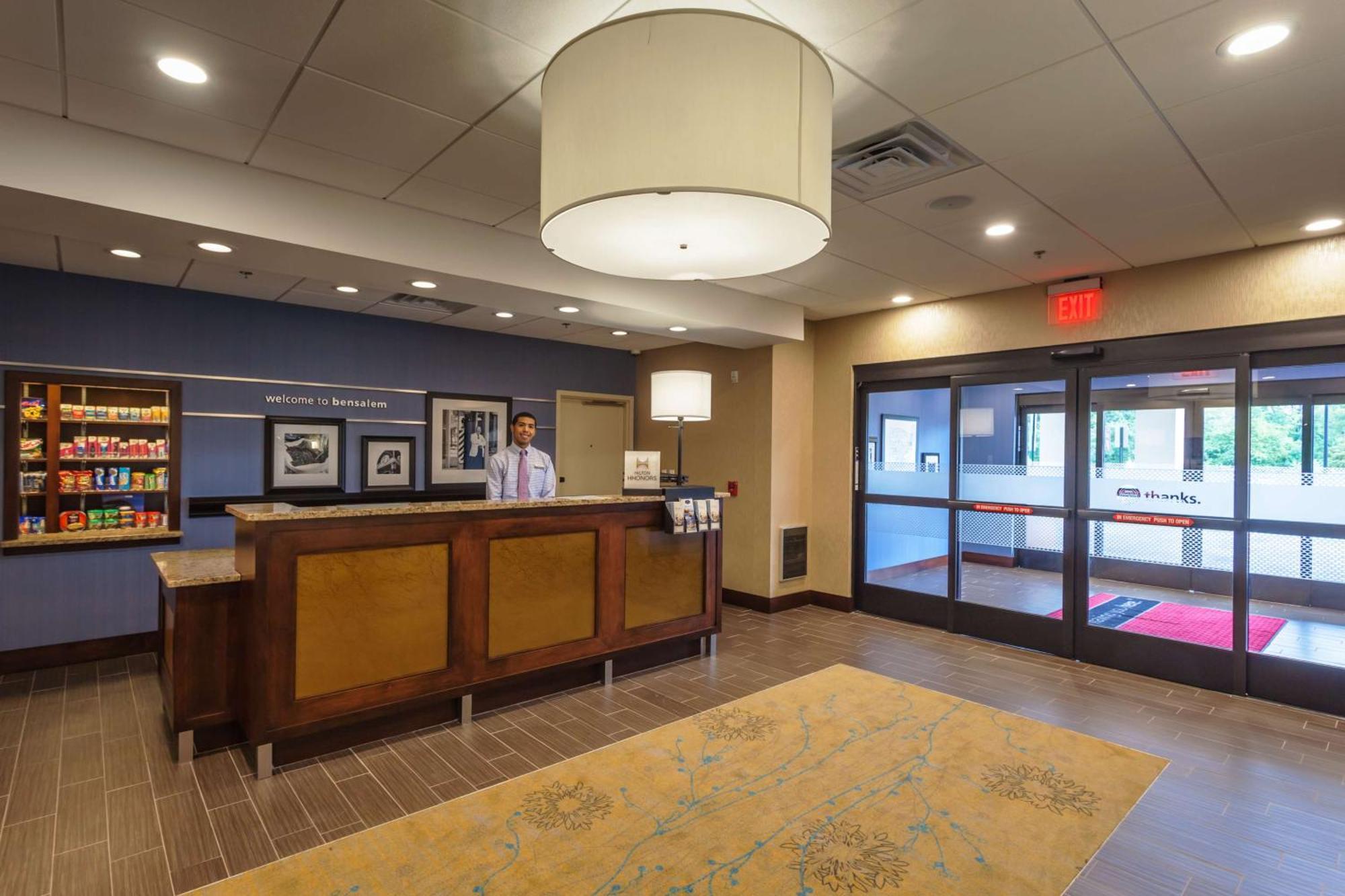 Hampton Inn&Suites Philadelphia/Bensalem Extérieur photo
