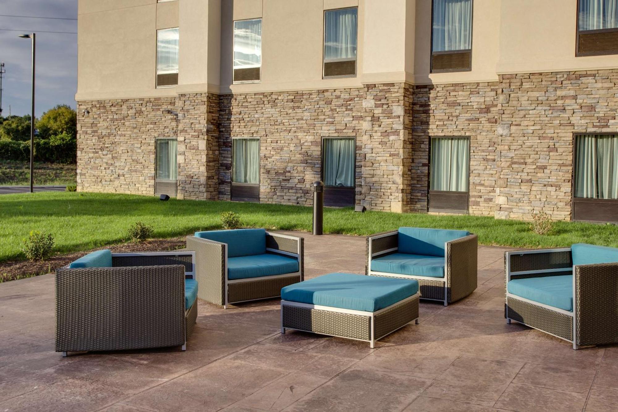 Hampton Inn&Suites Philadelphia/Bensalem Extérieur photo